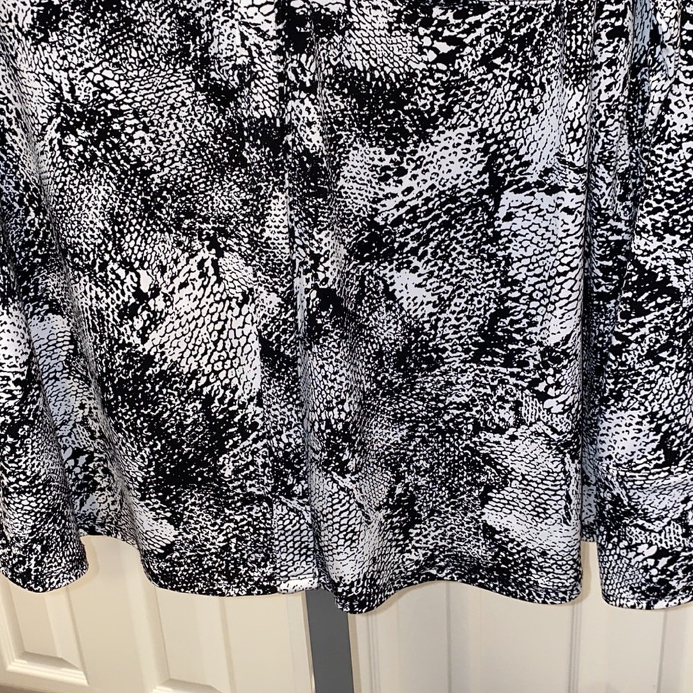 Women's Dana Bachman black / white long sleeved tunic shirt , size 1X - Picture 4 of 13